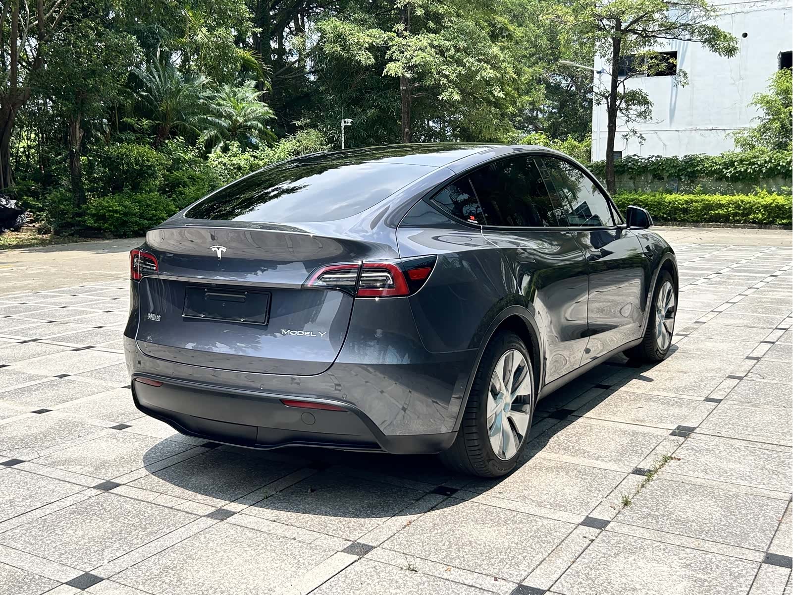 Tesla Model Y, 2022 7