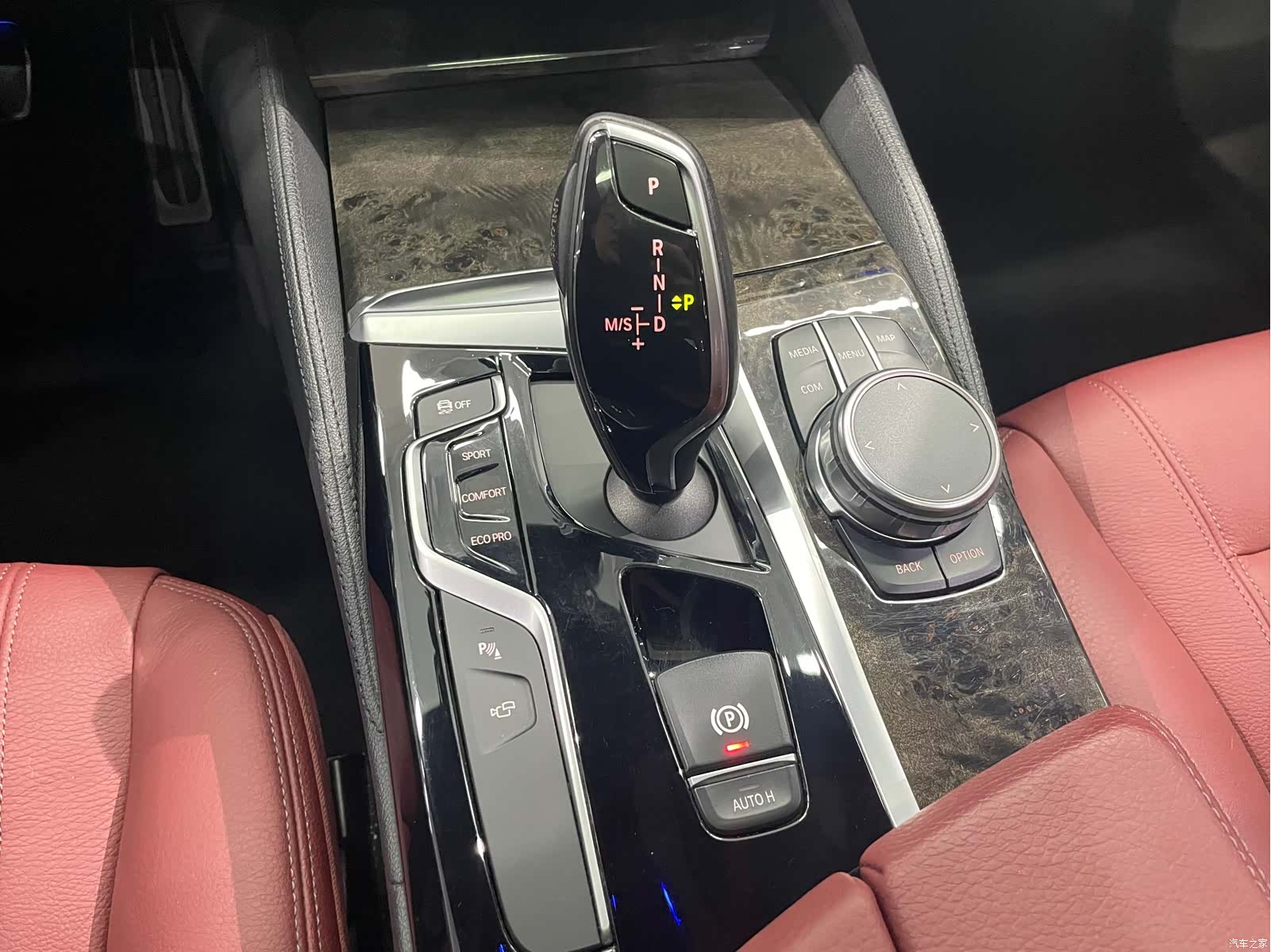 BMW 5 Series, 2018 13