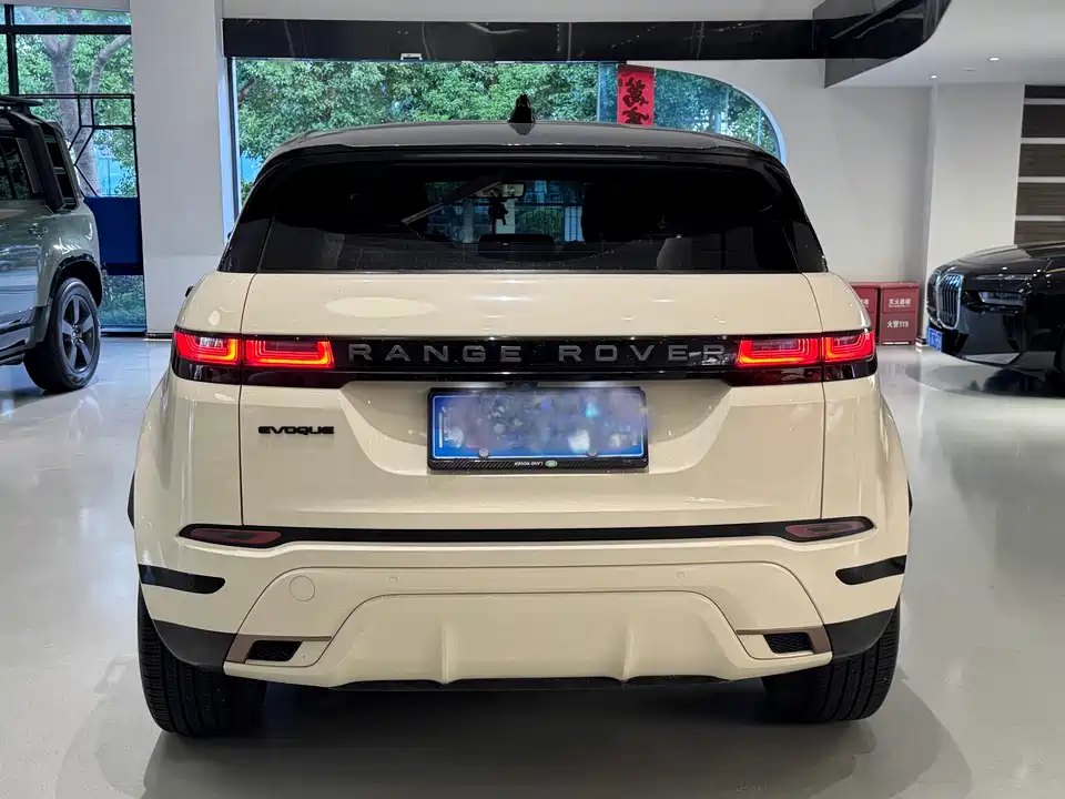 Land Rover Range Rover Aurora Land Rover Range Rover Aurora