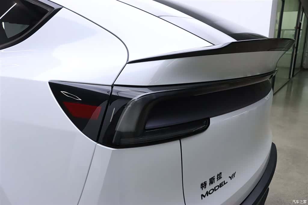Tesla Model Y, 2025 29