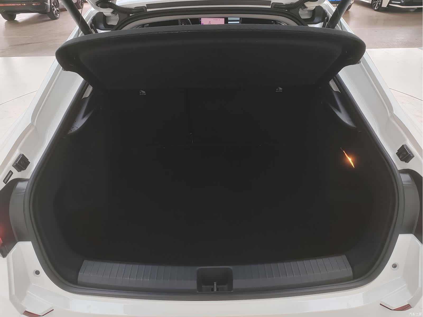 Volkswagen Lamando, 2022 21