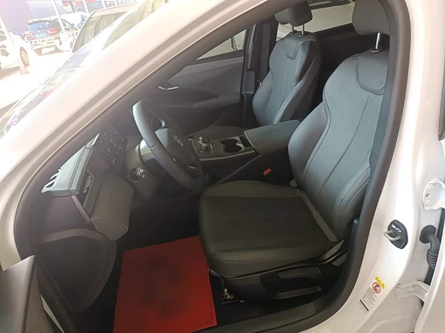 BYD Qin PLUS 2025, фото 15