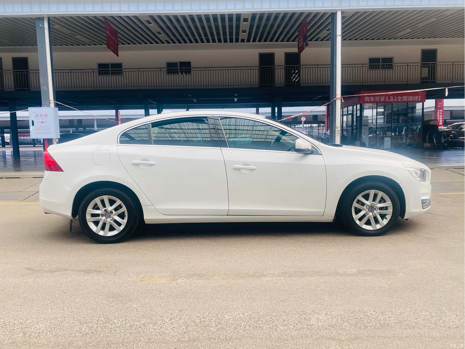 Volvo S60, 2016 4