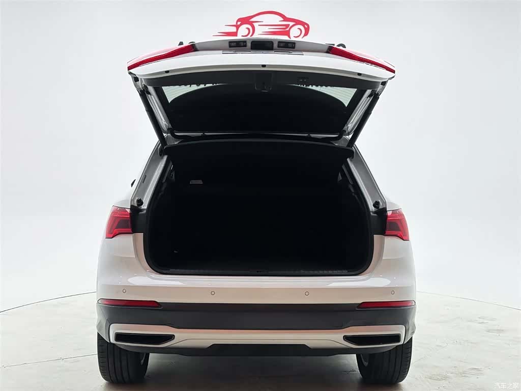 Audi Q3, 2021 9