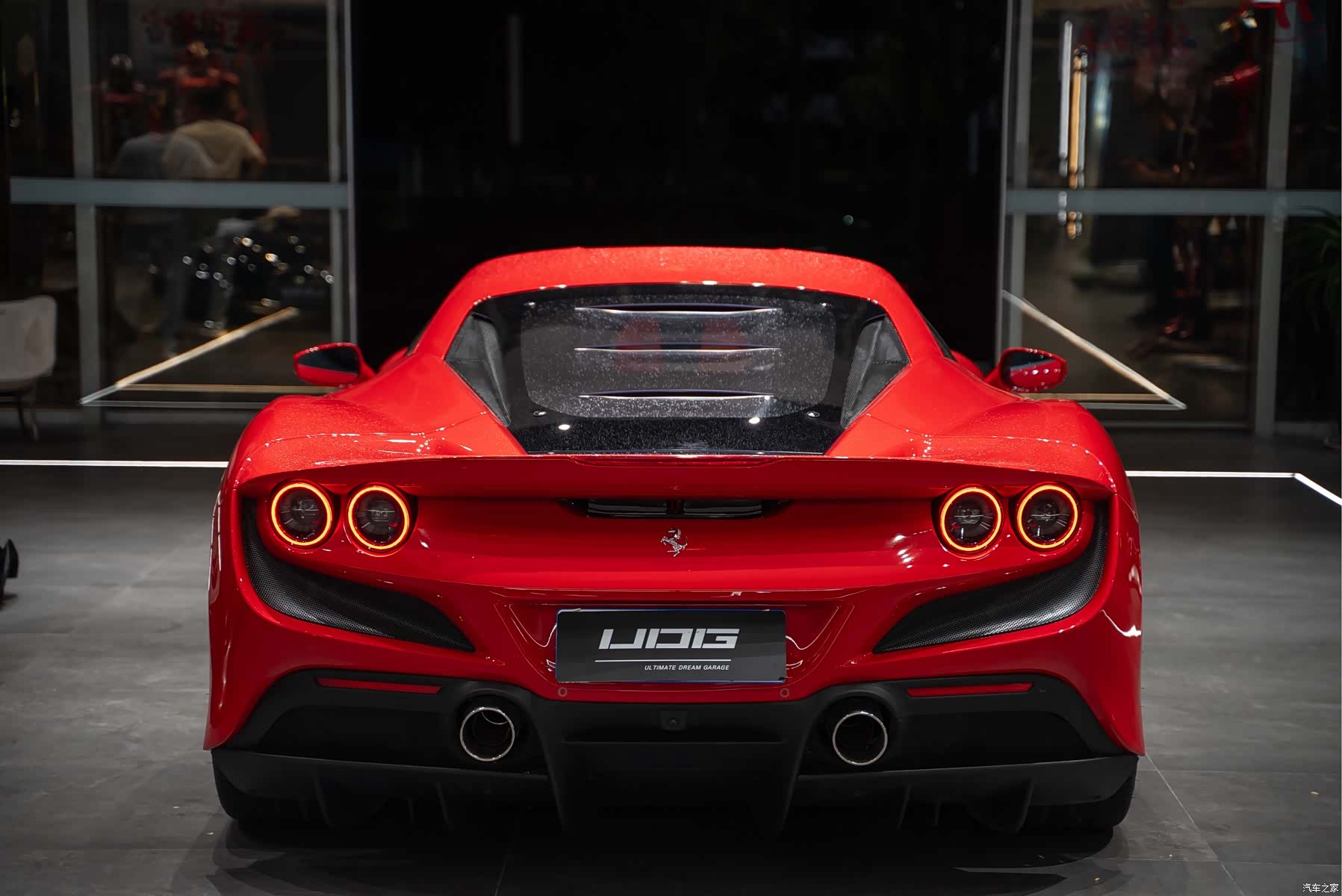 Ferrari F8, 2020 11