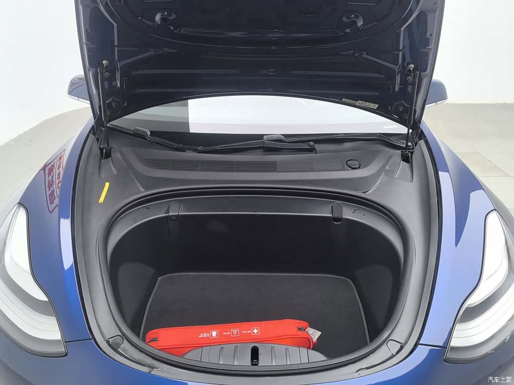 Tesla Model 3, 2019 6