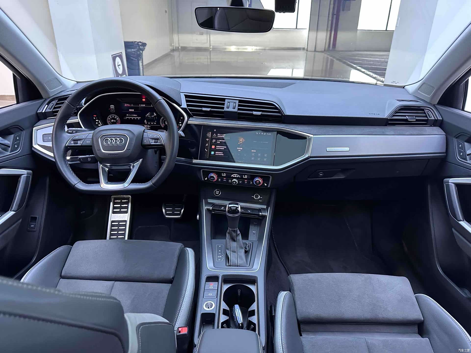 Audi Q3, 2022 19