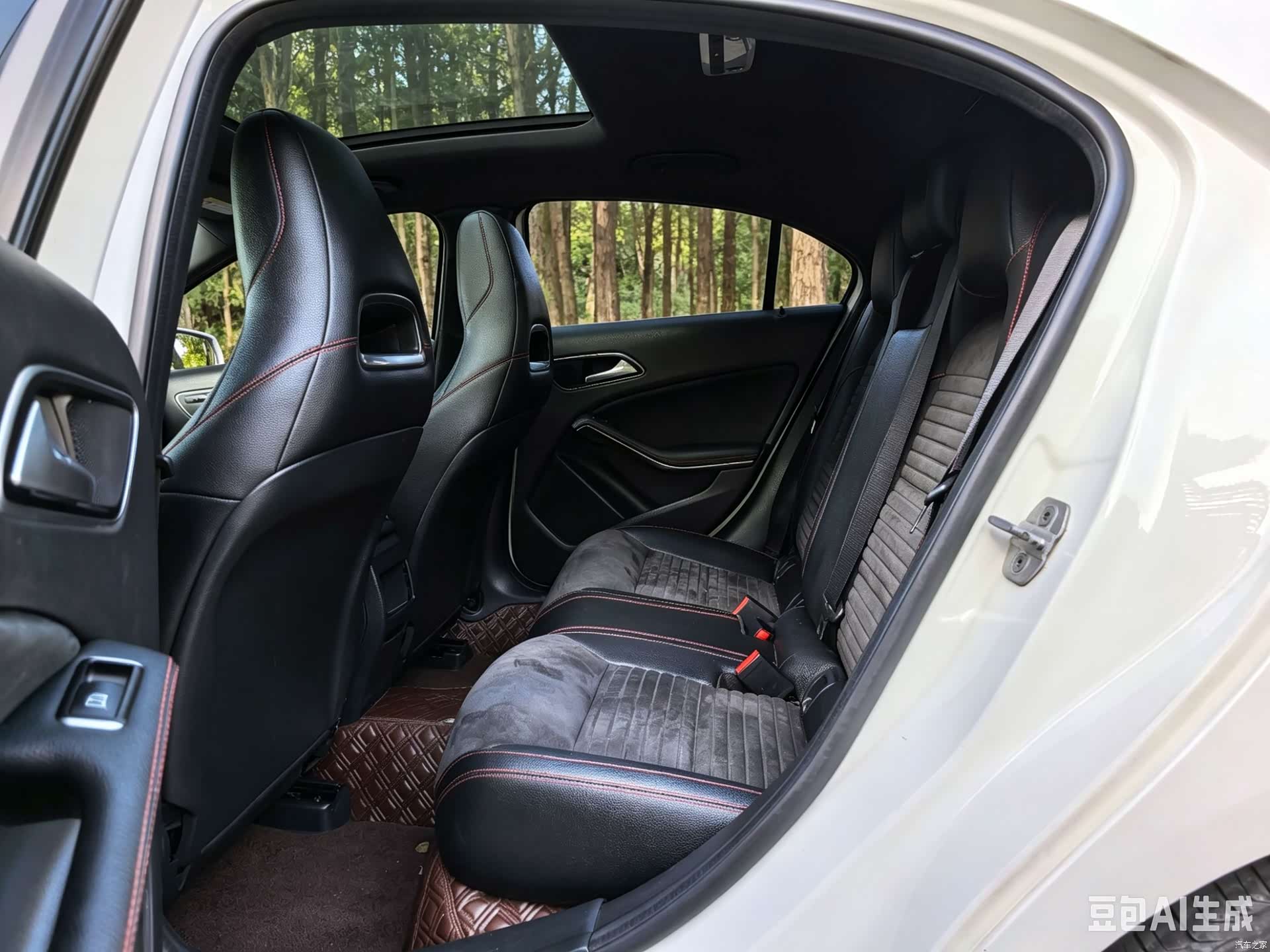 Mercedes-Benz A-Class, 2016 11