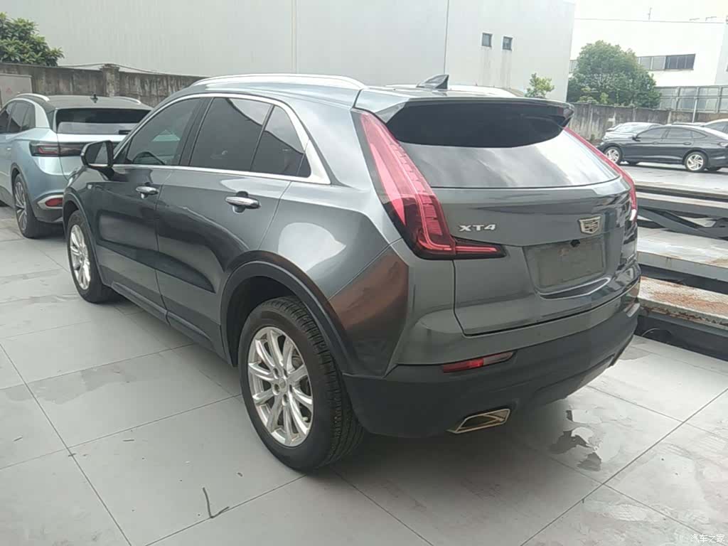 Cadillac XT4, 2018 все фото