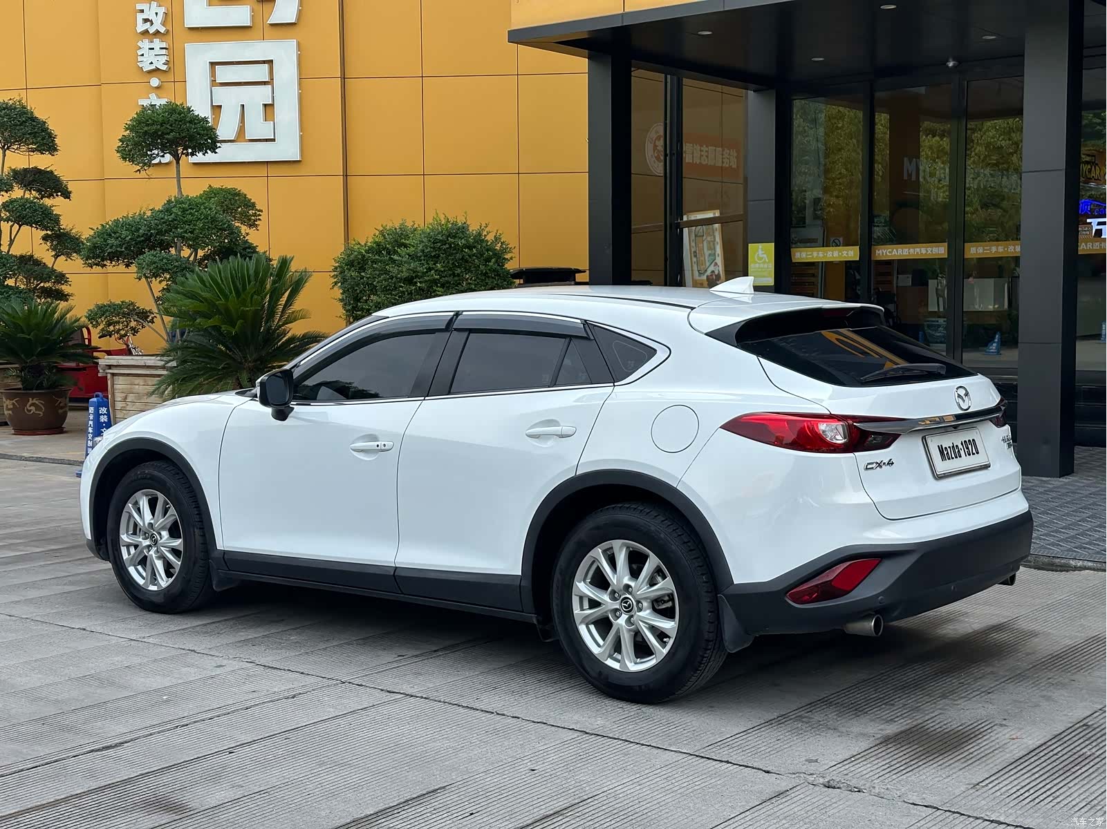 Mazda CX-4, 2016 4