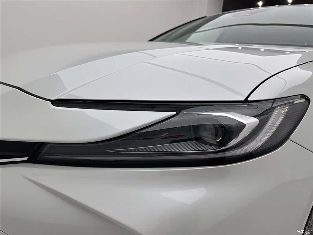 Toyota Camry, 2024 27