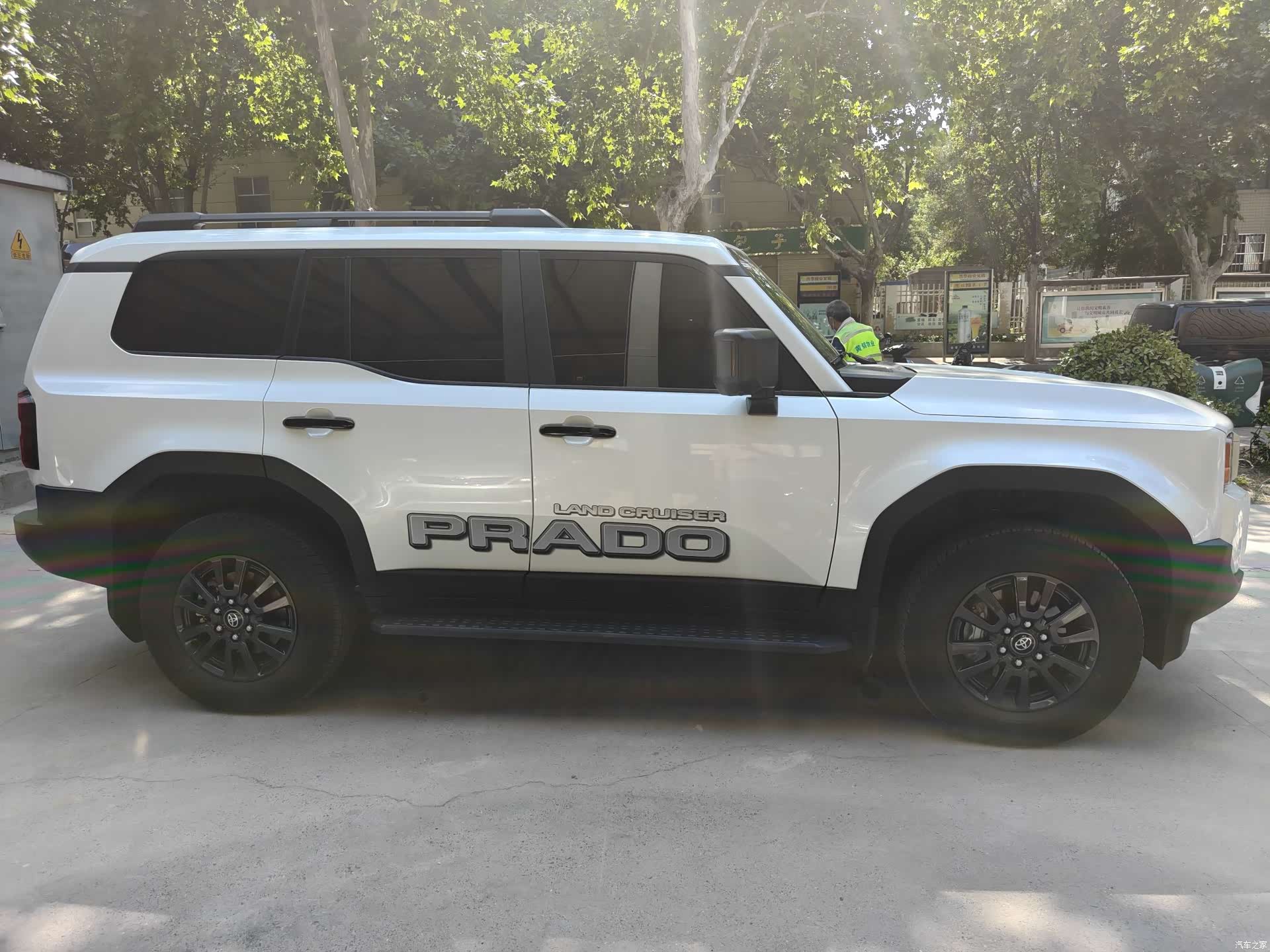 Toyota Prado, 2025 4