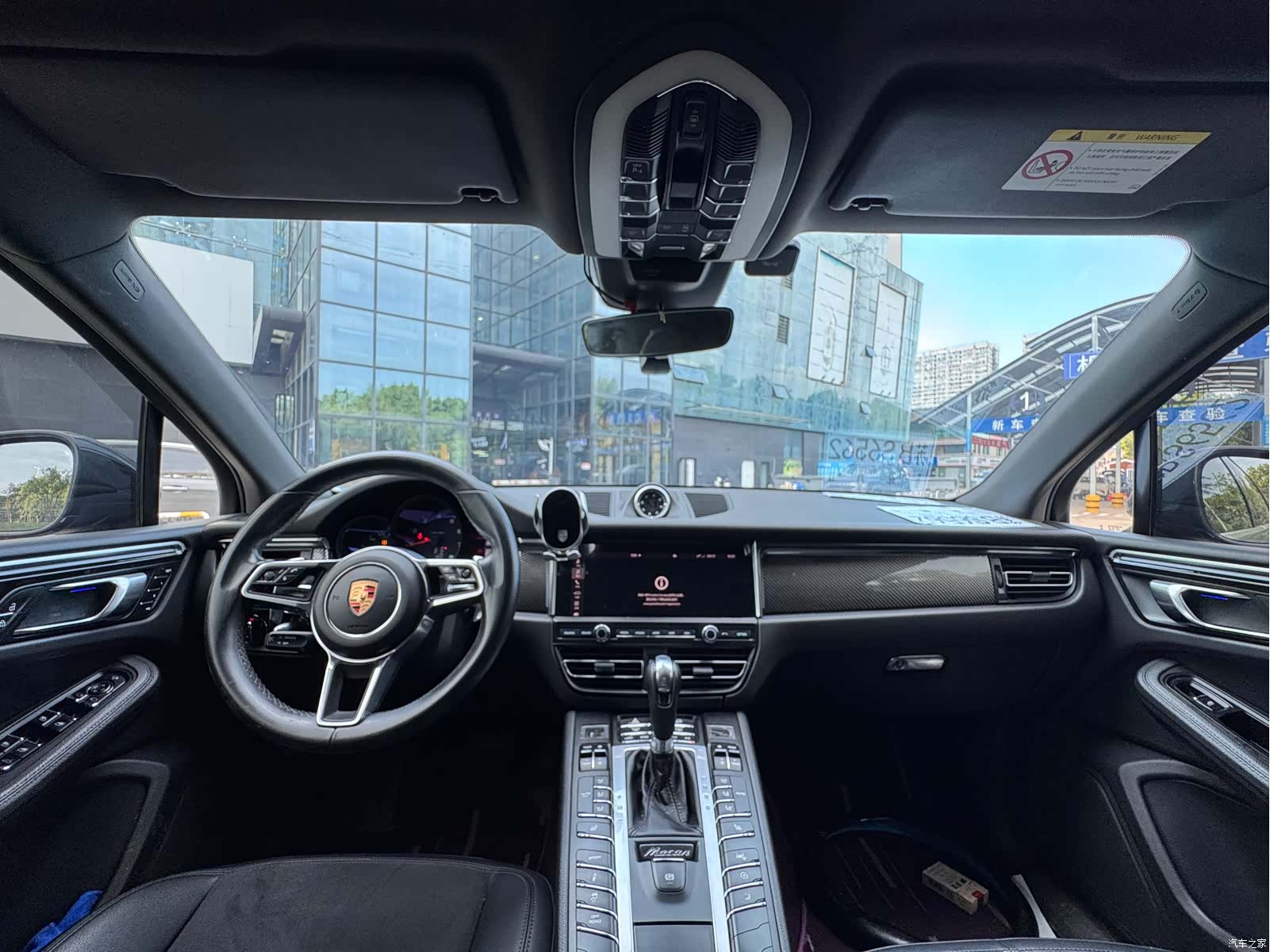 Porsche Macan, 2020 все фото