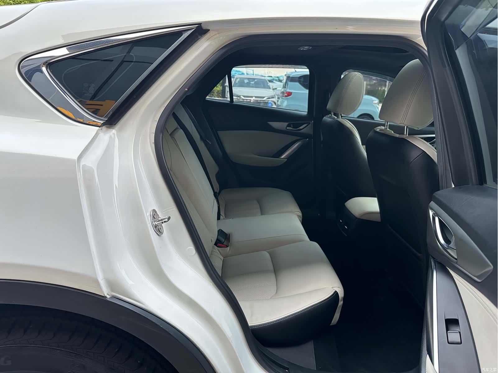 Mazda CX-4, 2016 29
