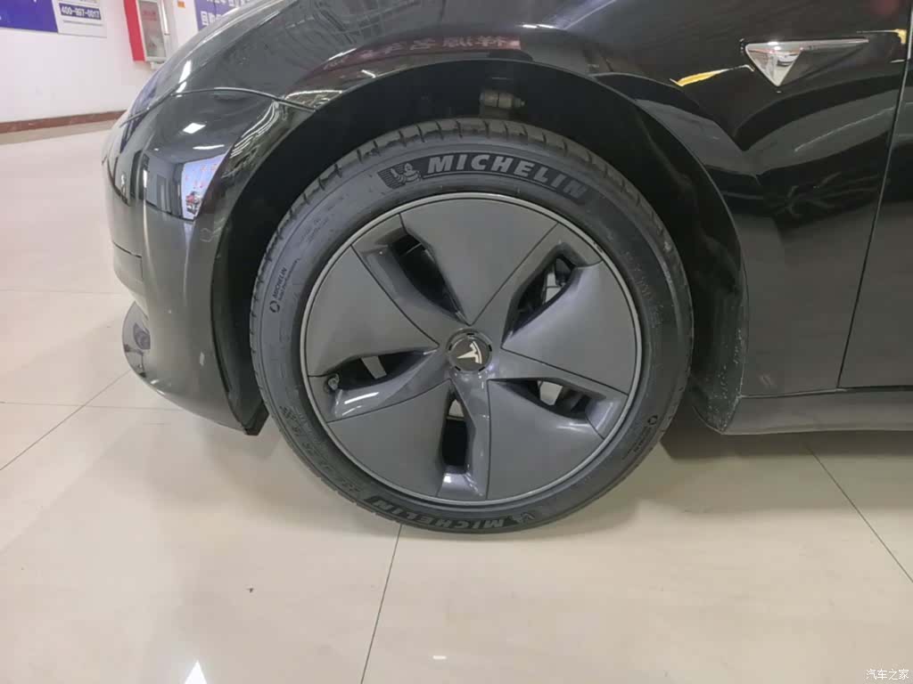 Tesla Model 3, 2020 23