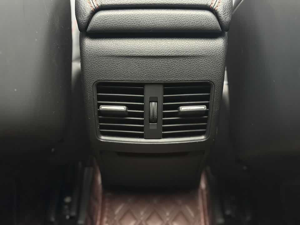 Mercedes-Benz CLA AMG