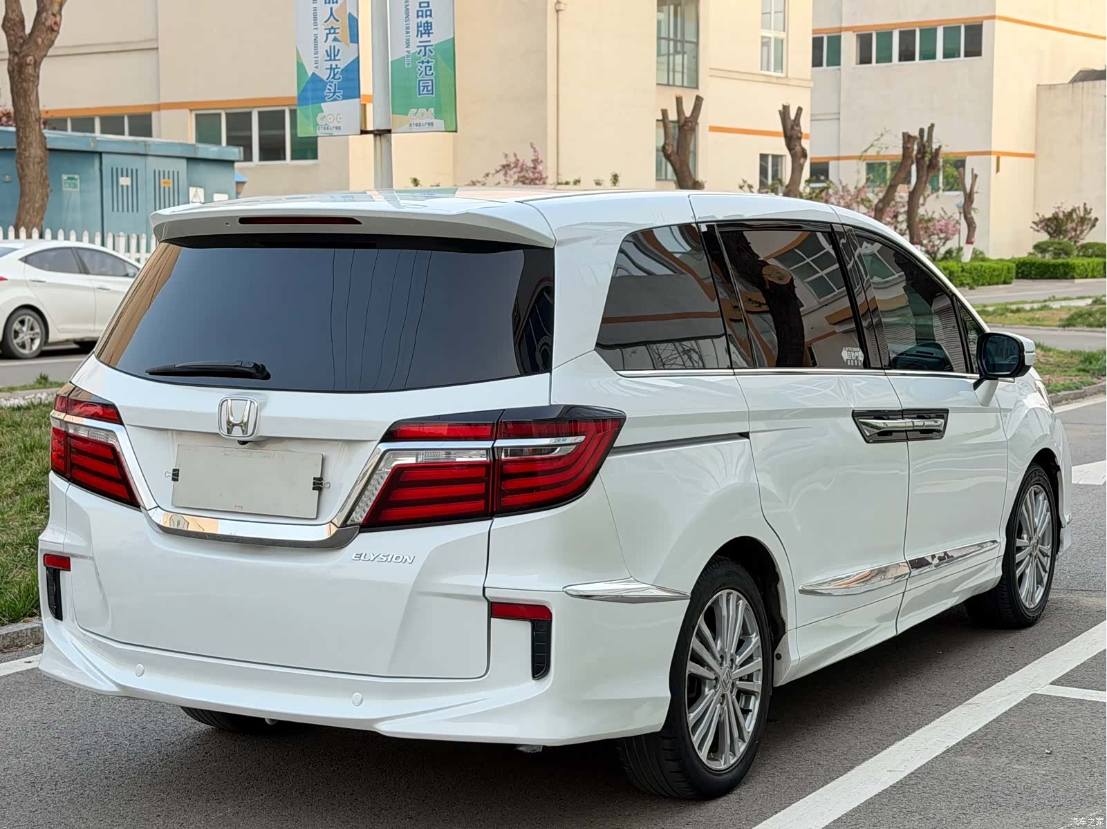 Honda Elysion, 2017 6