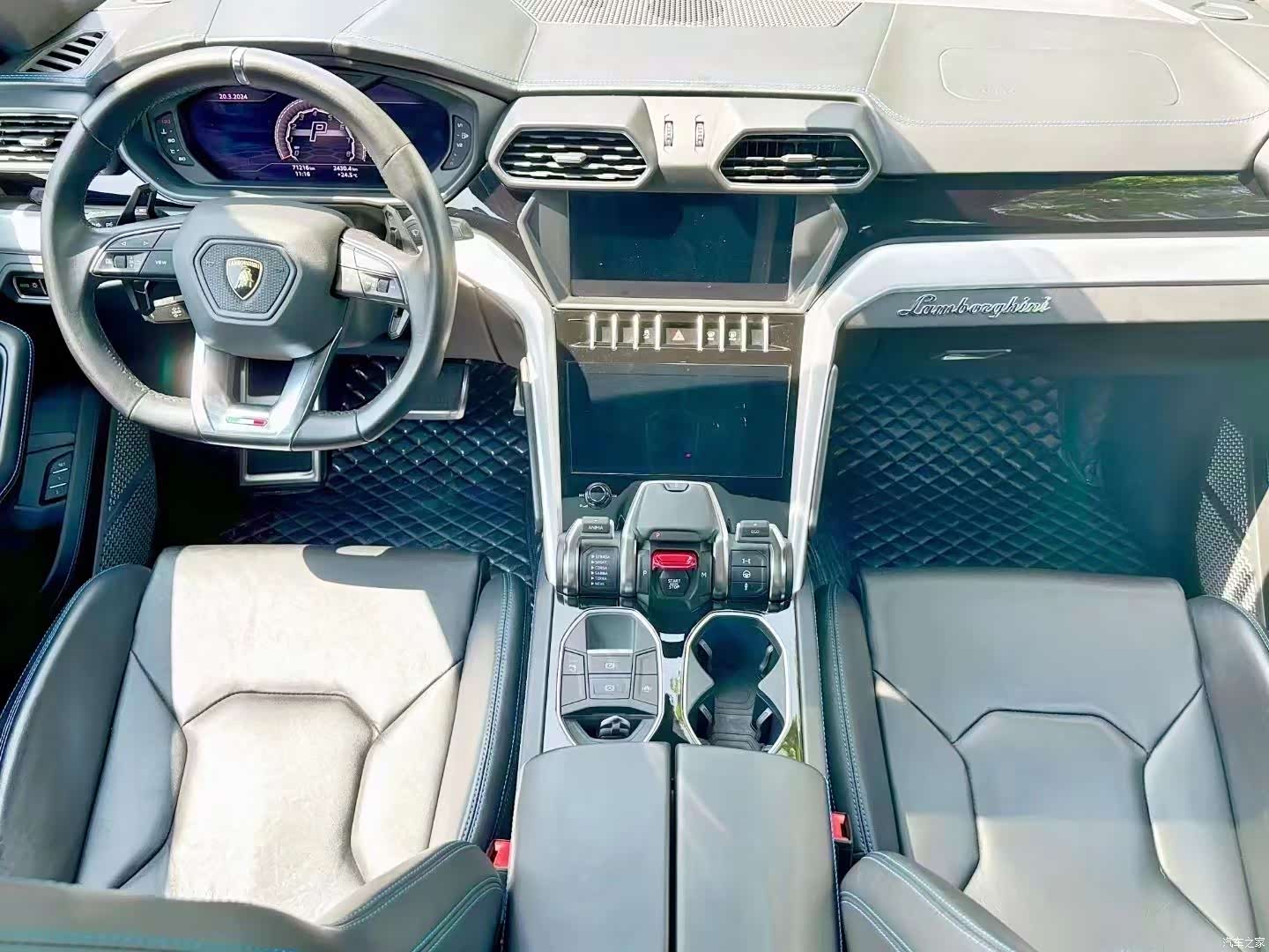 Lamborghini Urus, 2021 все фото