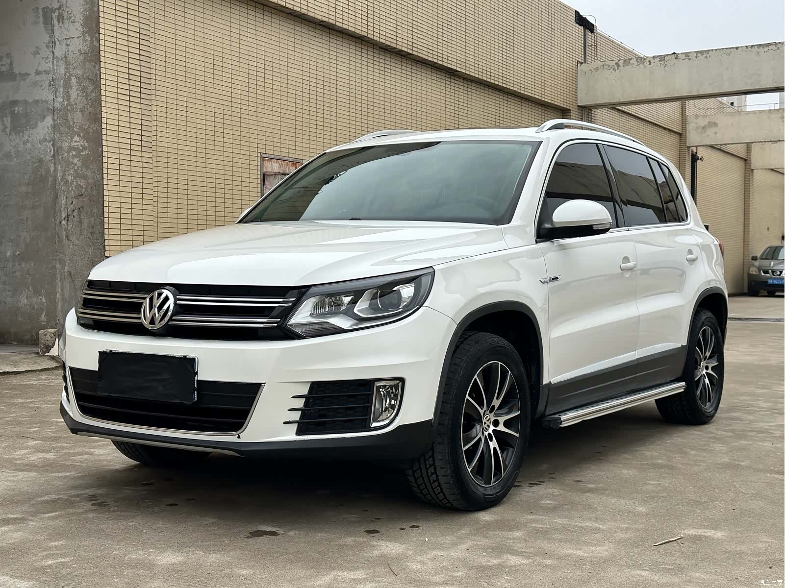 Volkswagen Tiguan, 2016 1