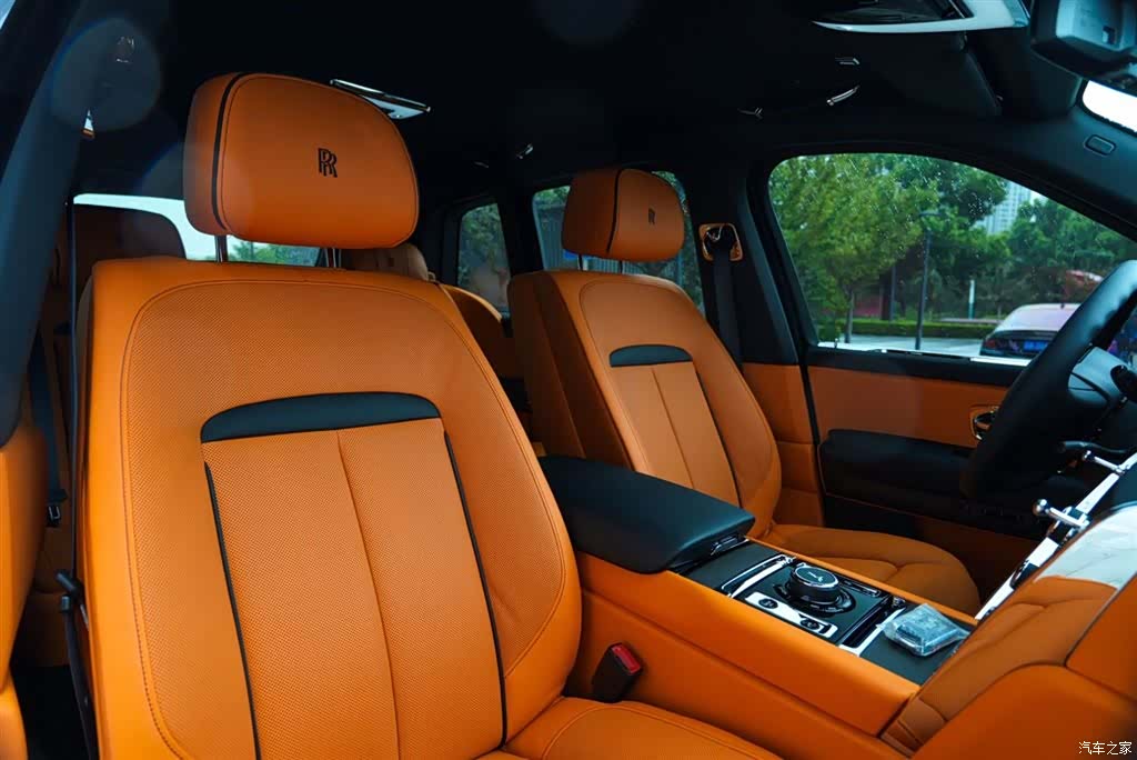 Rolls-Royce Cullinan, 2024 19