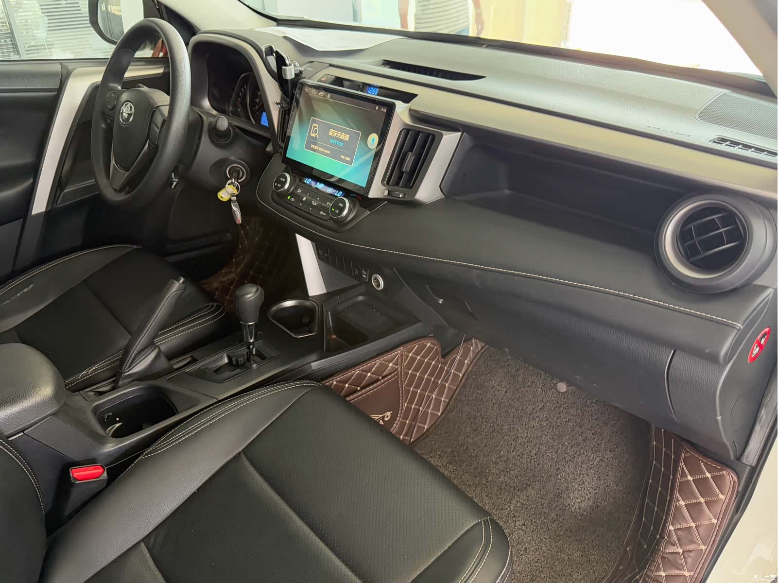 Toyota RAV4, 2018 14
