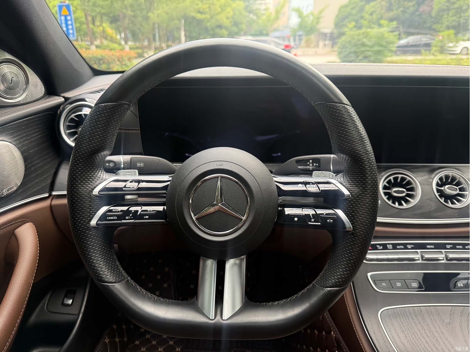 Mercedes-Benz E-Class, 2021 4