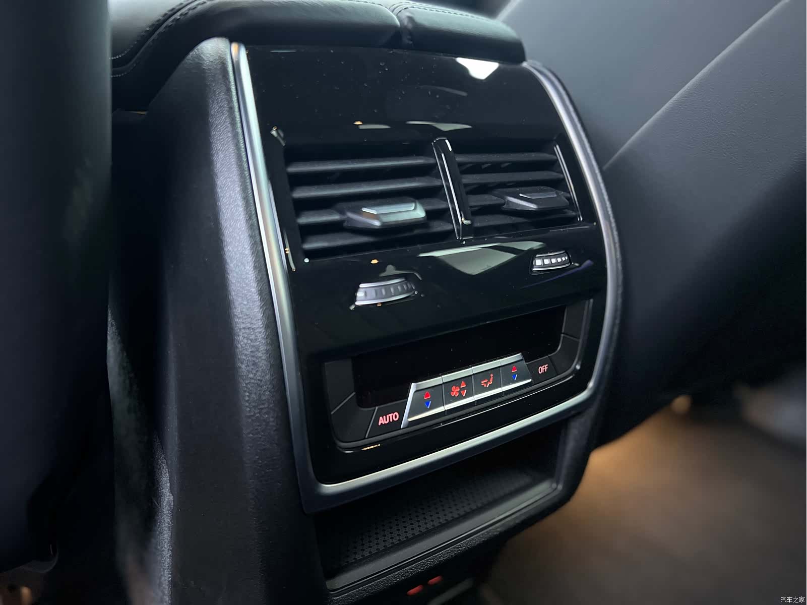 BMW X5, 2025 8