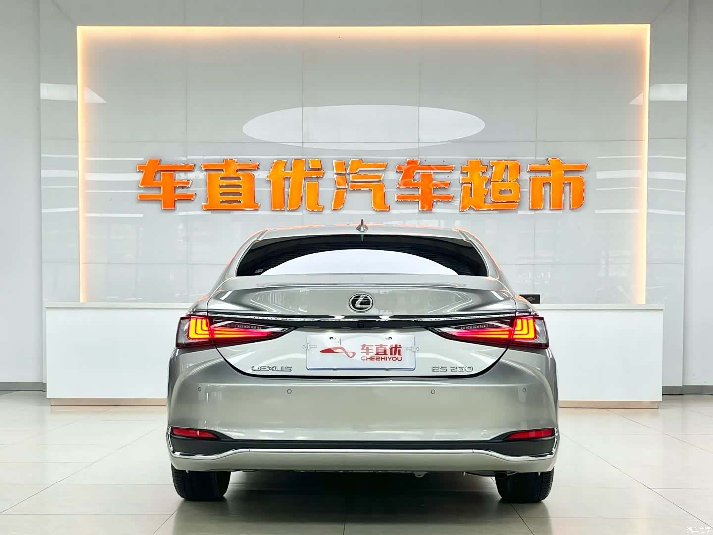Lexus ES, 2023 6