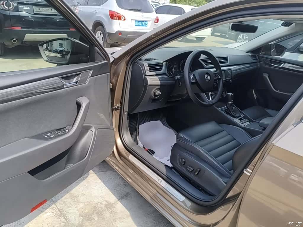 Skoda Superb, 2016 16