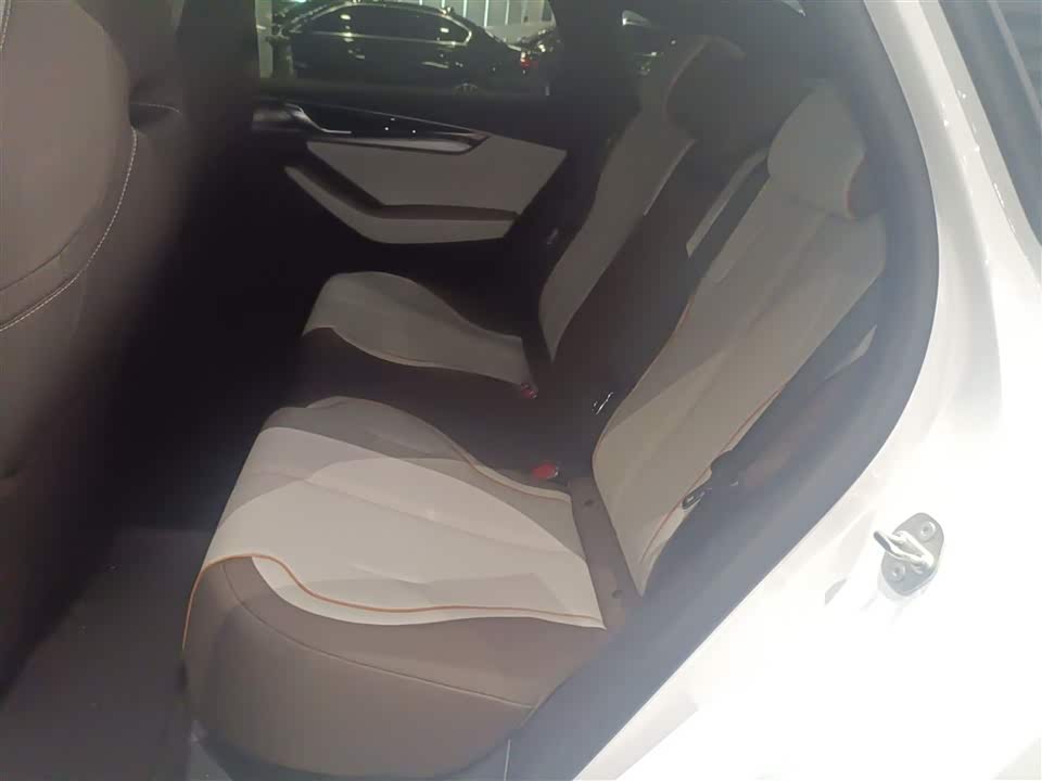 BYD Qin Yuan BYD Qin Yuan