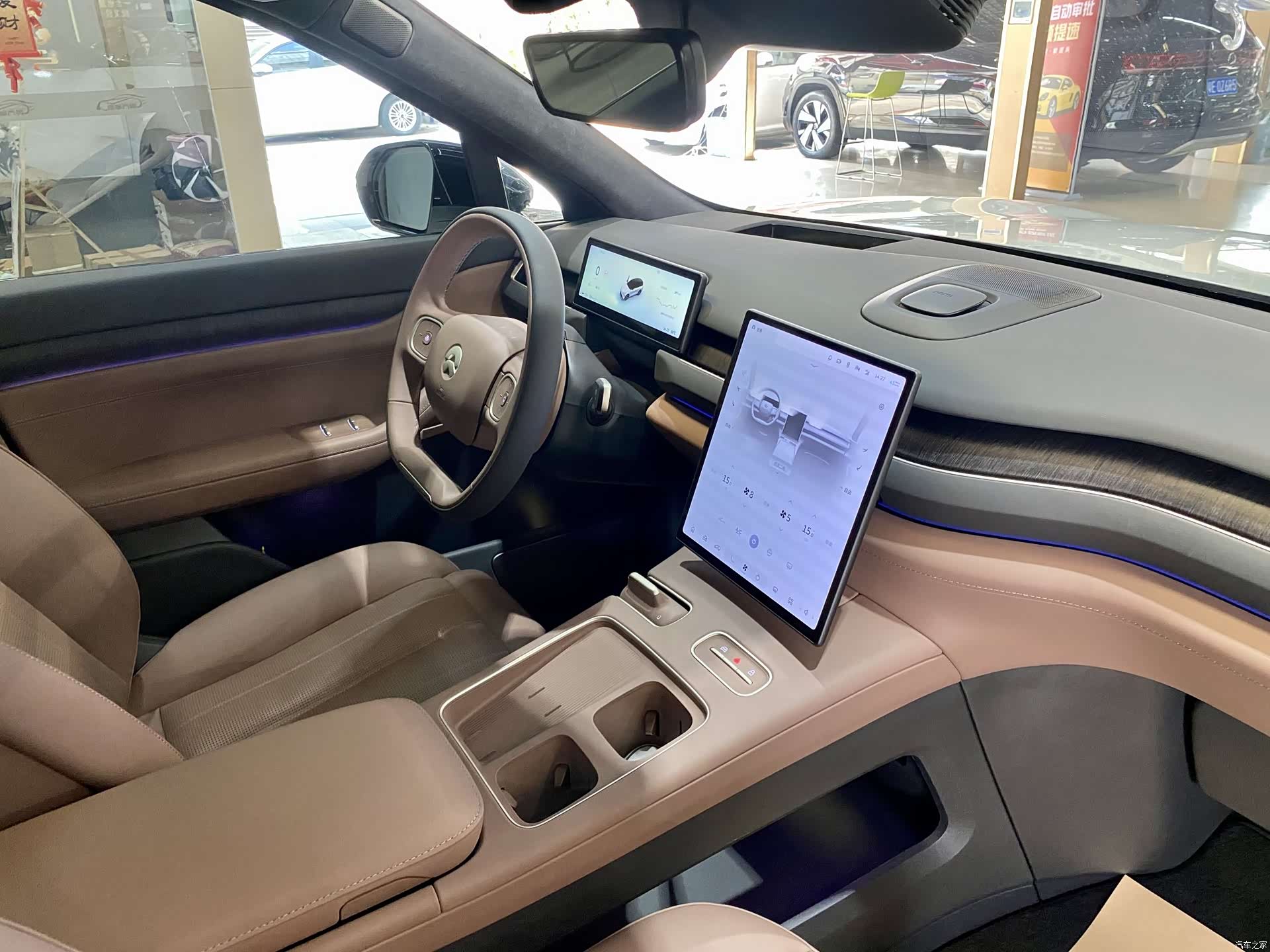 NIO ES8, 2024 17
