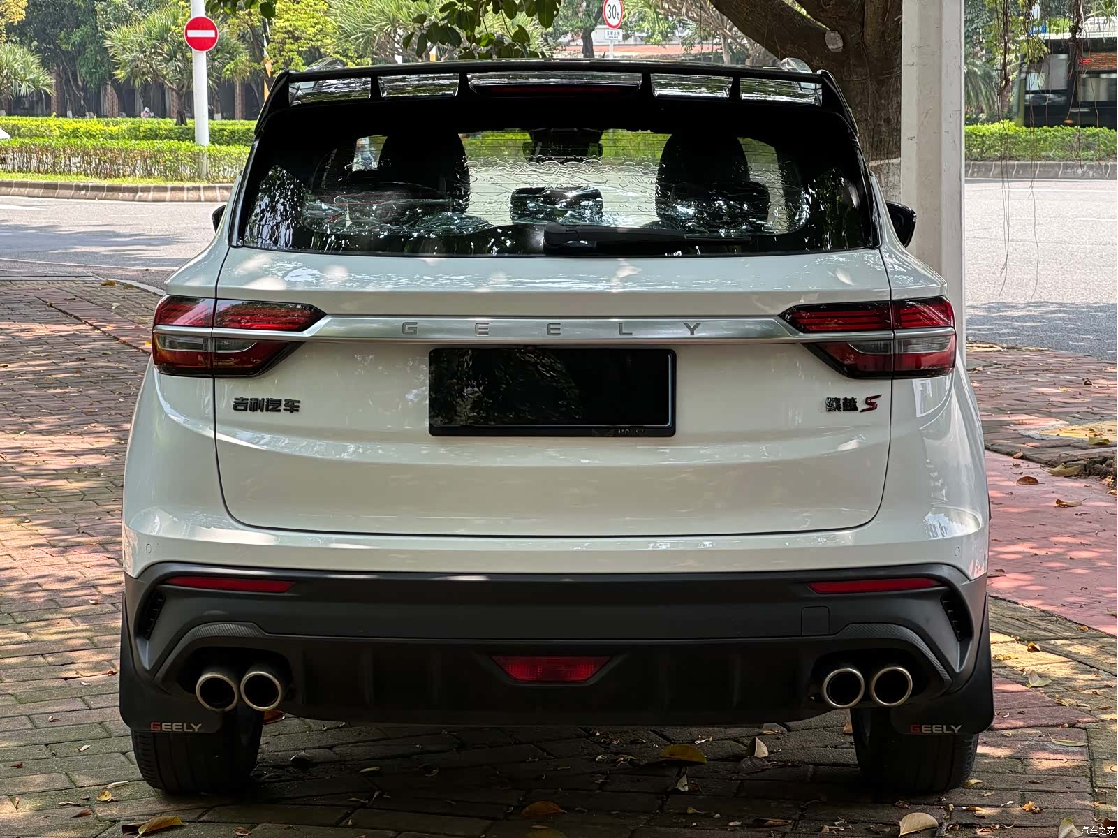 Geely Coolray, 2019 3