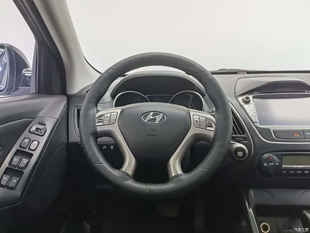 Hyundai ix35, 2015 11
