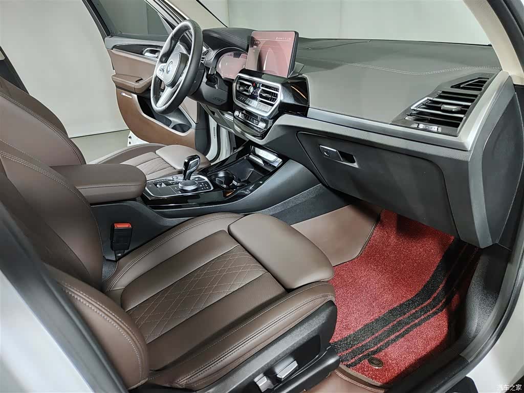 BMW X3, 2022 все фото