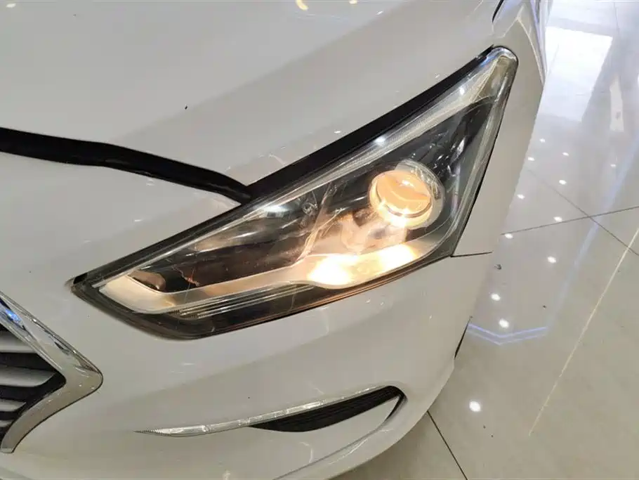 Hyundai Name picture