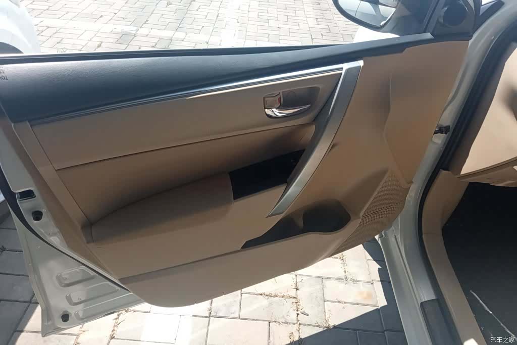 Toyota Corolla, 2016 7