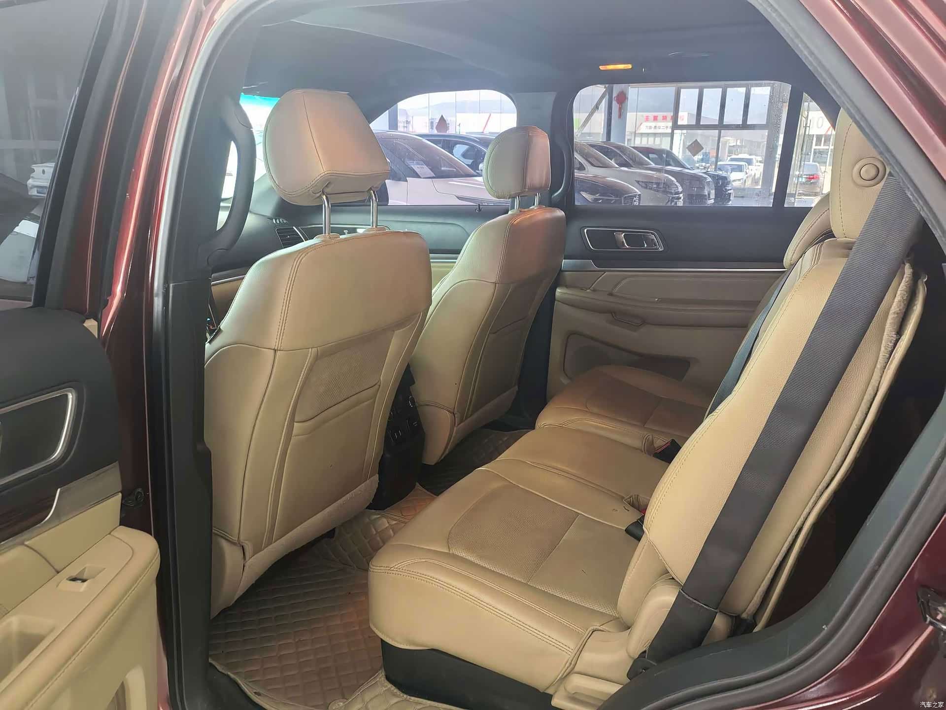 Ford Explorer, 2016 6