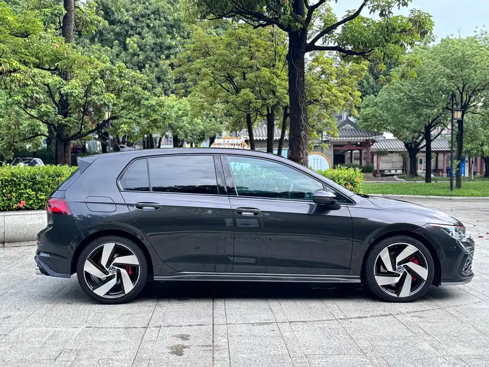 Volkswagen Golf GTI Volkswagen Golf GTI