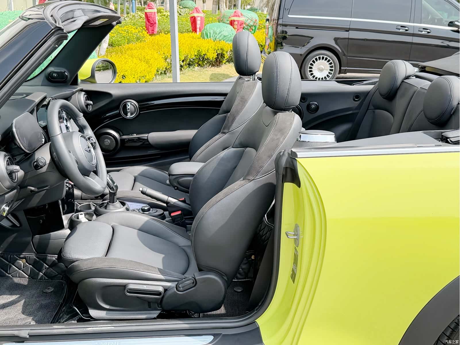 Mini Cooper, 2023 все фото