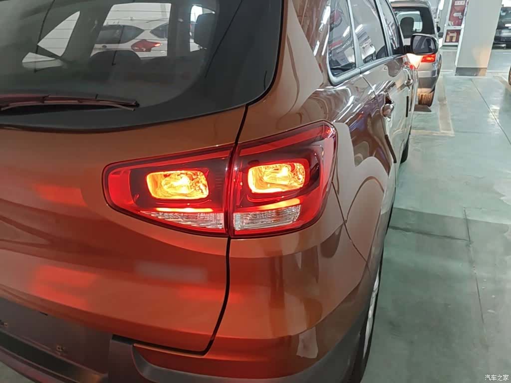 Kia KX3, 2018 8