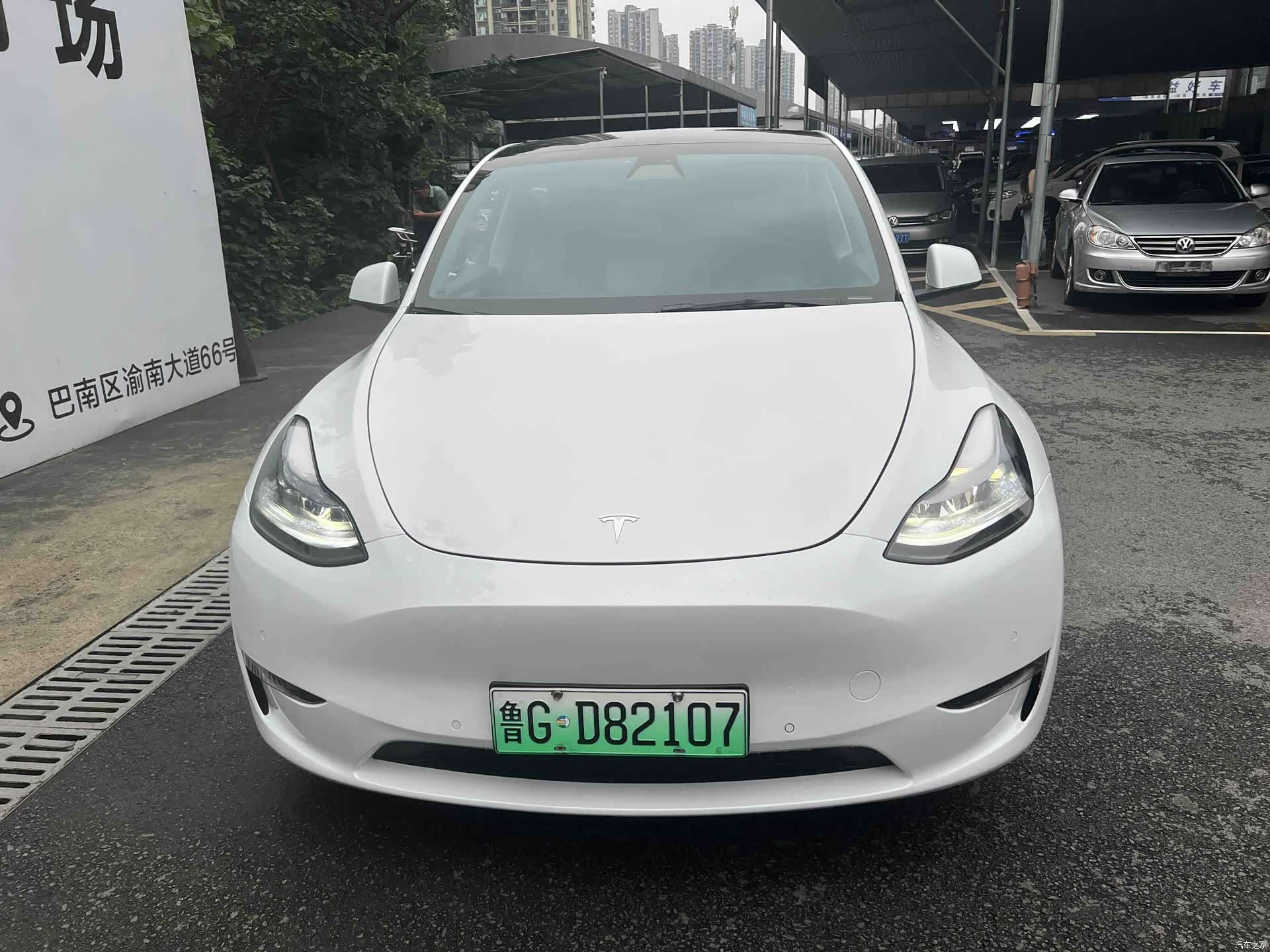 Tesla Model Y, 2022 2
