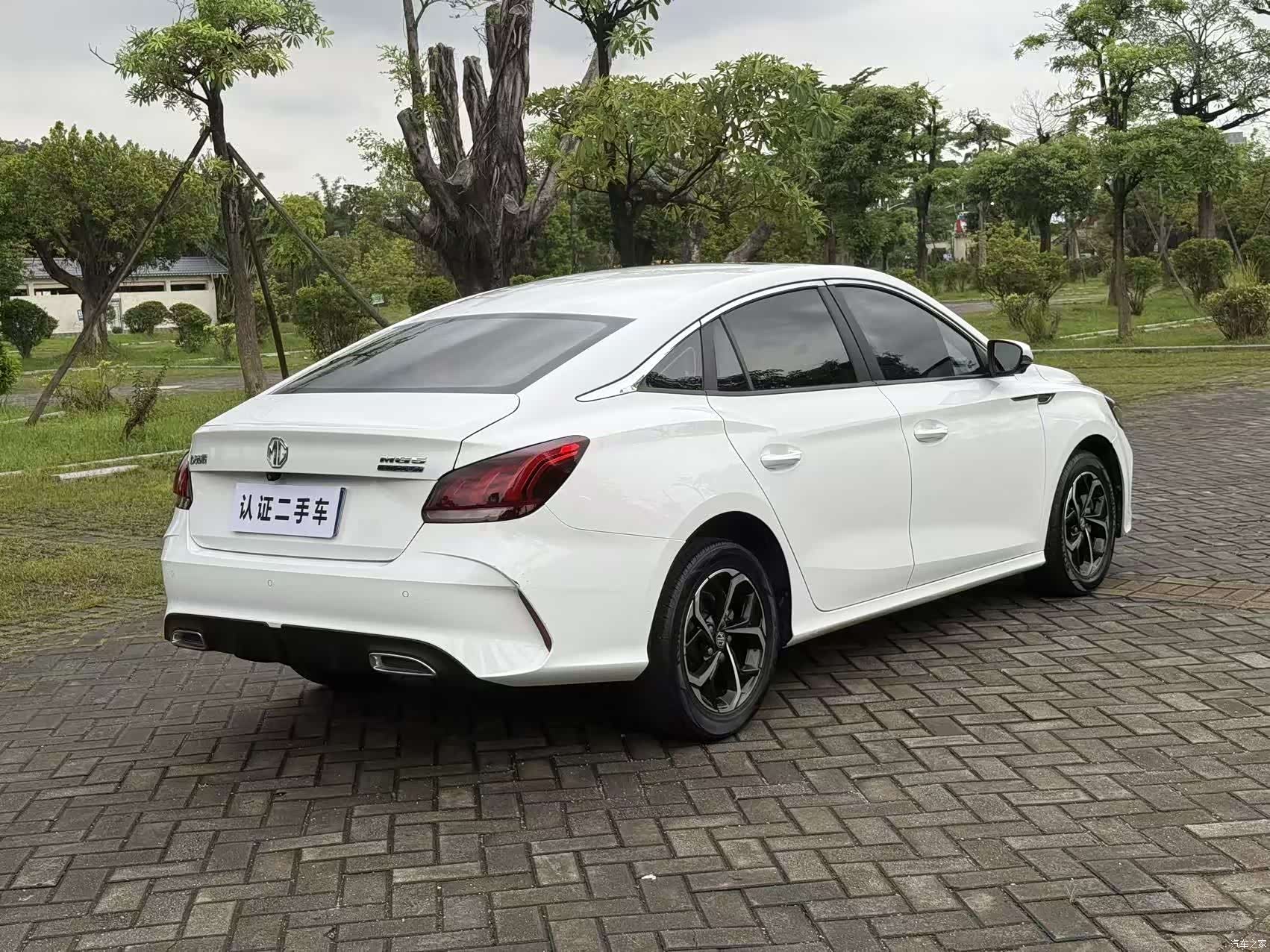 MG MG5, 2023 10