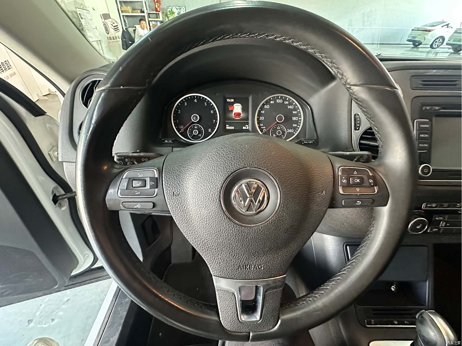 Volkswagen Tiguan, 2015 12