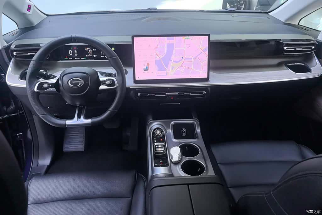 Trumpchi E8, 2023 12