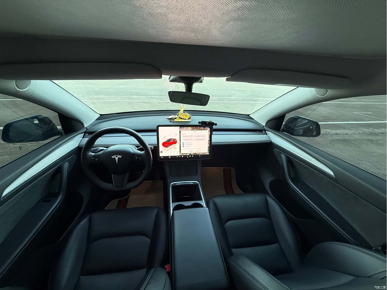 Tesla Model Y, 2023 6