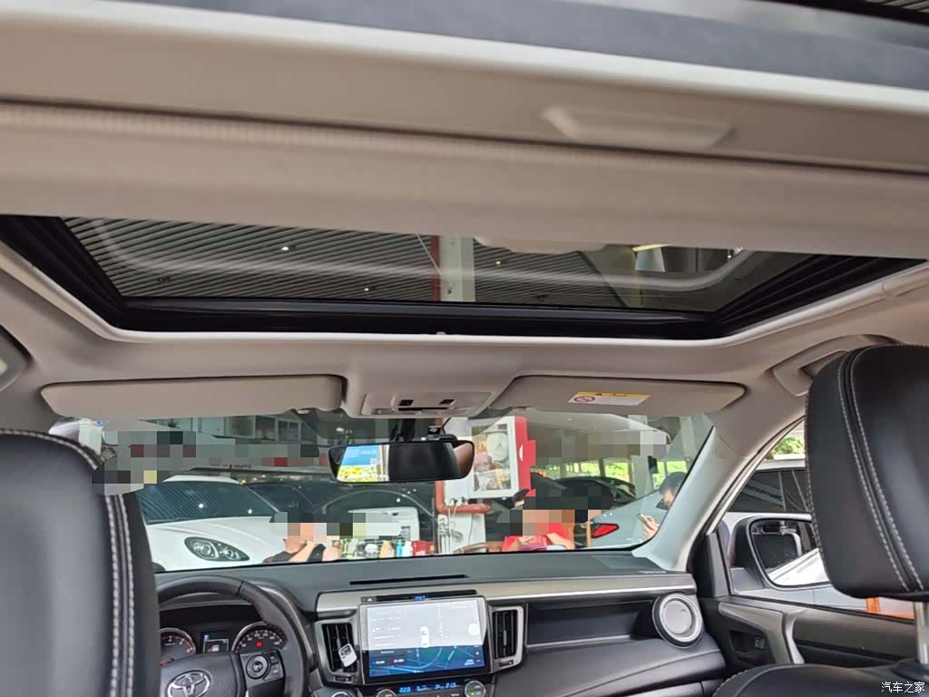Toyota RAV4, 2016 18