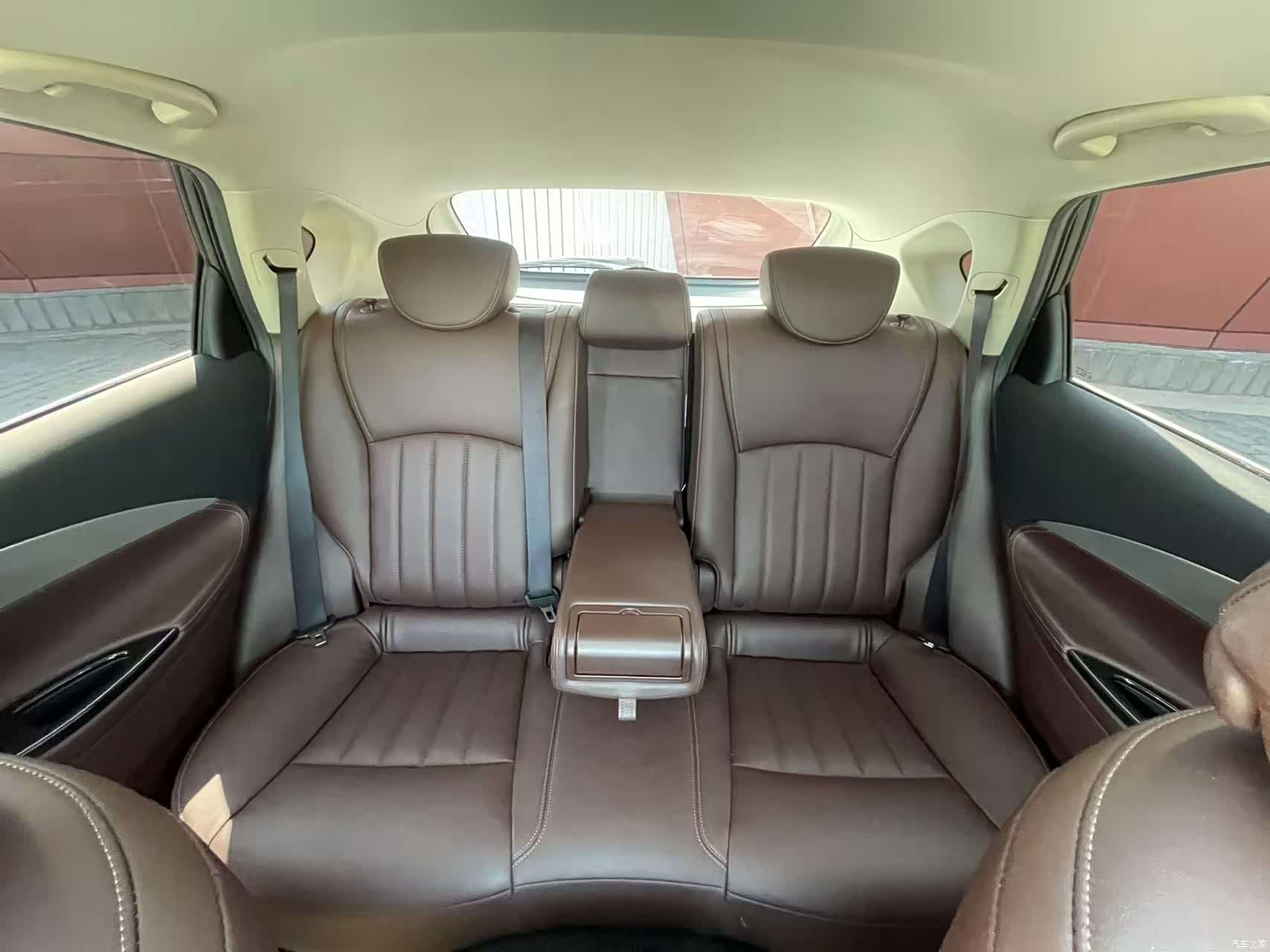 Infiniti QX50, 2016 17