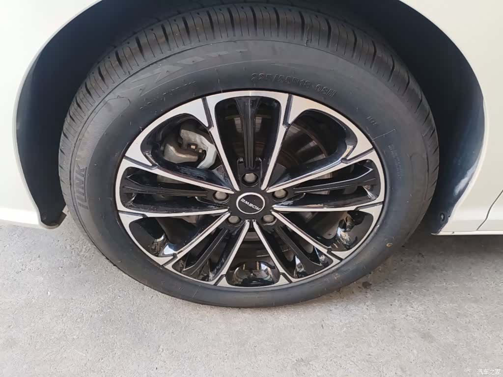 Roewe iMAX8, 2024 23