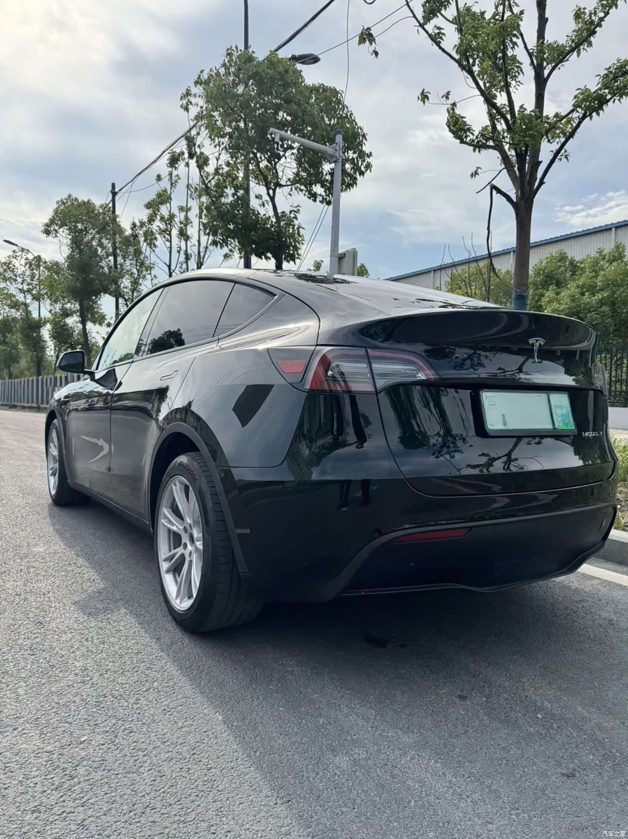 Tesla Model Y, 2022 12