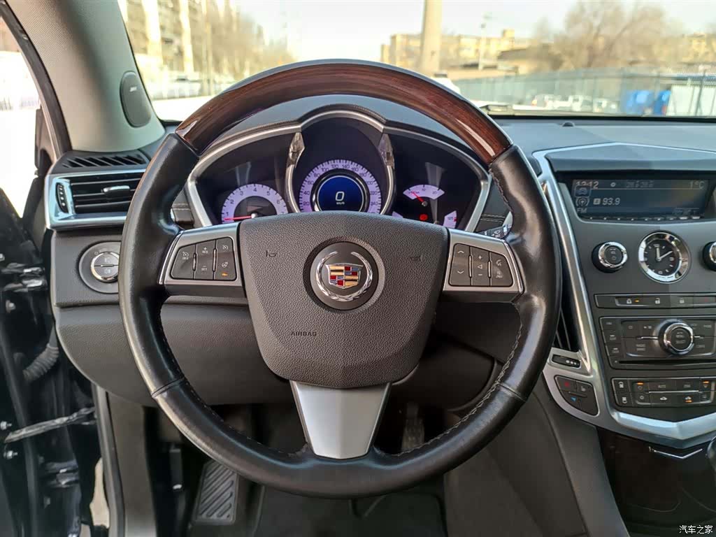 Cadillac SRX, 2012 12